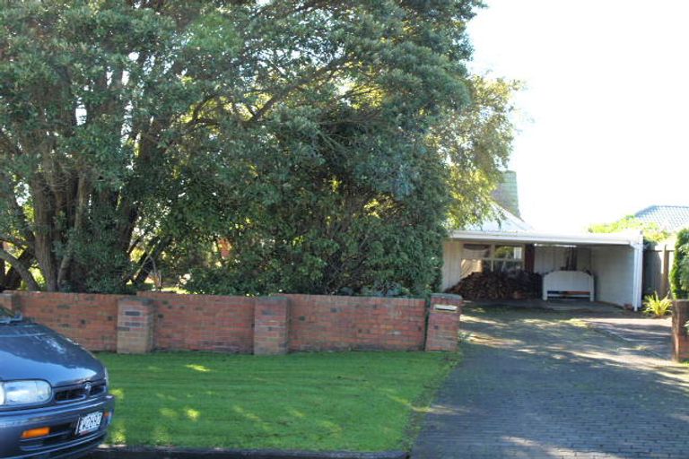 Photo of property in 19 Drake Street, Howick, Auckland, 2014