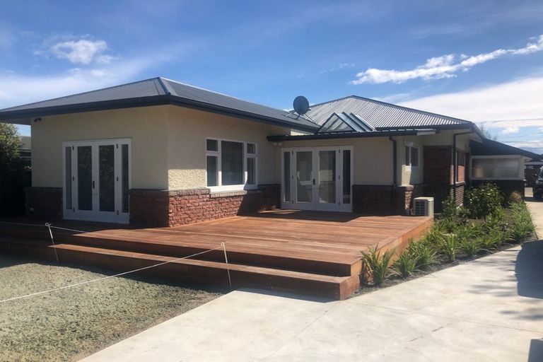 Photo of property in 26 Gamblins Road, Saint Martins, Christchurch, 8022