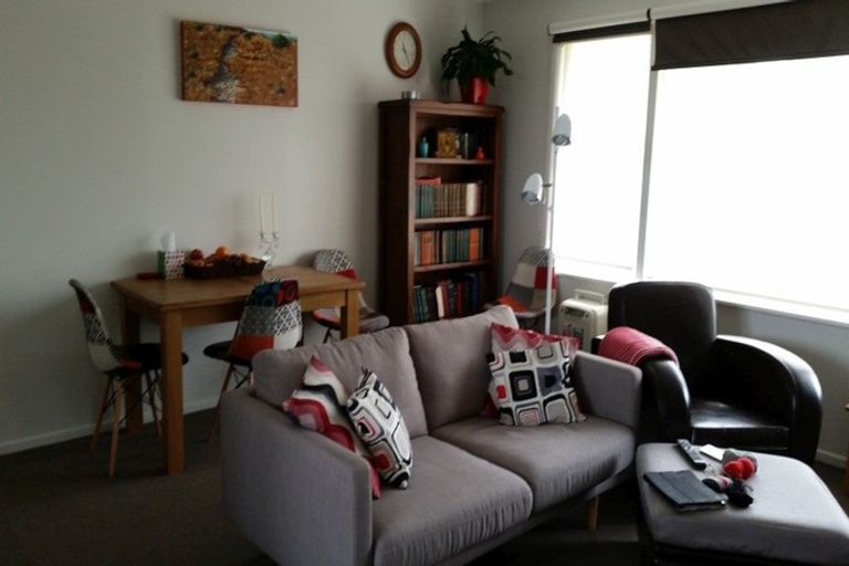 Photo of property in 4/42 Felton Mathew Avenue, Saint Johns, Auckland, 1072