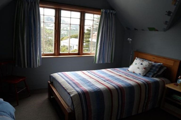 Photo of property in 29 Fairview Crescent, Kelburn, Wellington, 6012