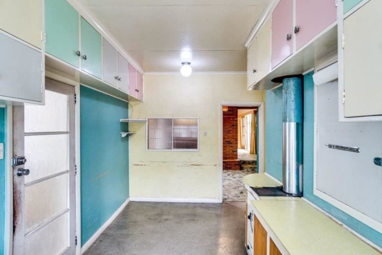 Photo of property in 49 Meeanee Road, Taradale, Napier, 4112