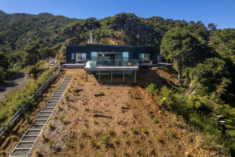 Photo of property in 570 Edward Street, Coromandel, 3506