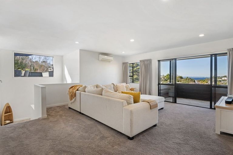 Photo of property in 2/53 Seaton Road, Murrays Bay, Auckland, 0630