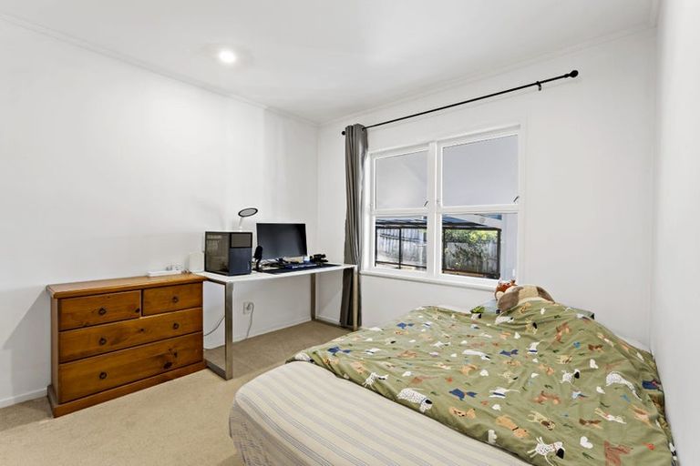 Photo of property in 29 Glamorgan Drive, Torbay, Auckland, 0630