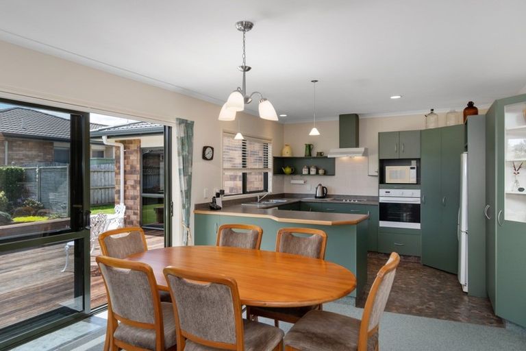 Photo of property in 10 Twickenham Close, Katikati, 3129