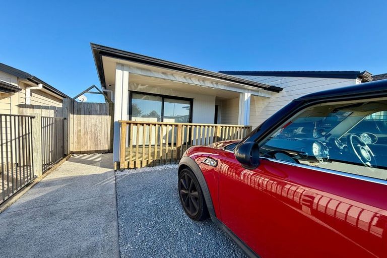 Photo of property in 6a Karihi Road, Karaka, Papakura, 2113