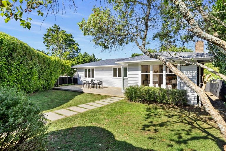 Photo of property in 34c Toru Street, Te Atatu Peninsula, Auckland, 0610