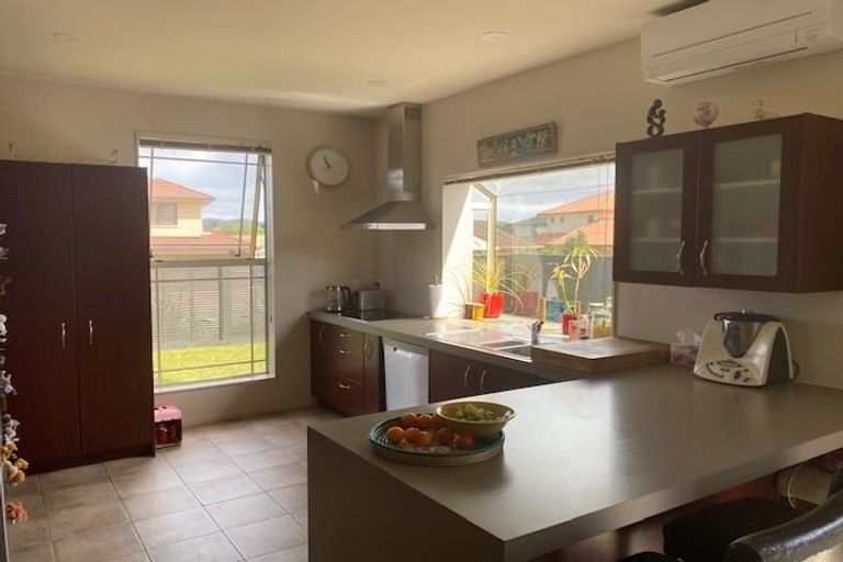 Photo of property in 18 White Pine Avenue, Woodridge, Wellington, 6037