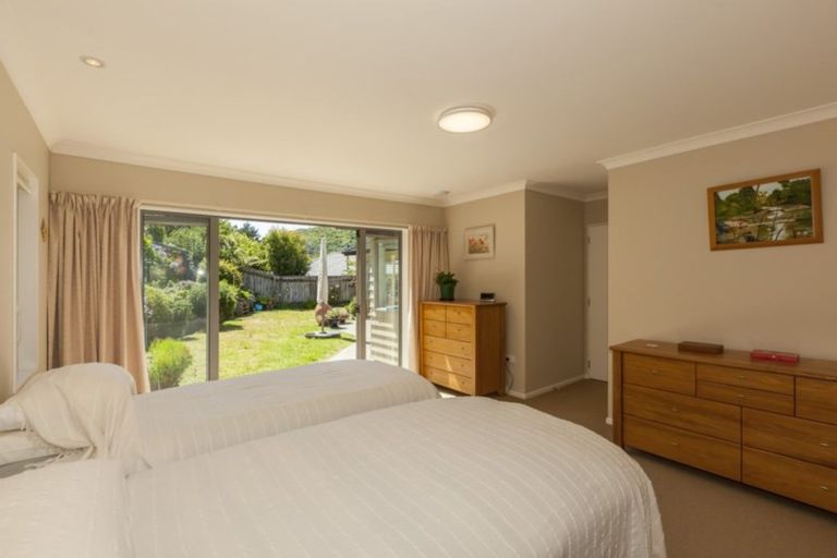 Photo of property in 21 Cascade Way, Paraparaumu, 5032