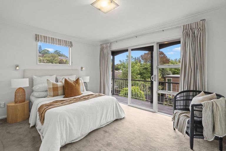 Photo of property in 2/14c Cashmere Road, Cashmere, Christchurch, 8022