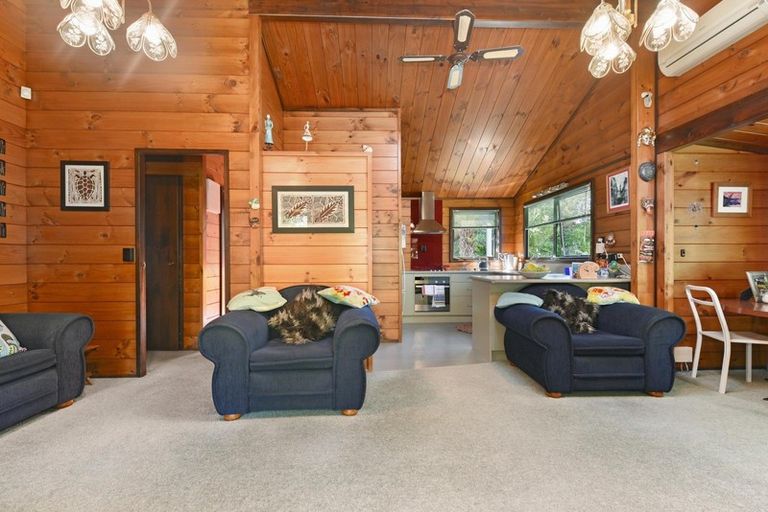 Photo of property in 26 Dalgliesh Avenue, Forest Lake, Hamilton, 3200