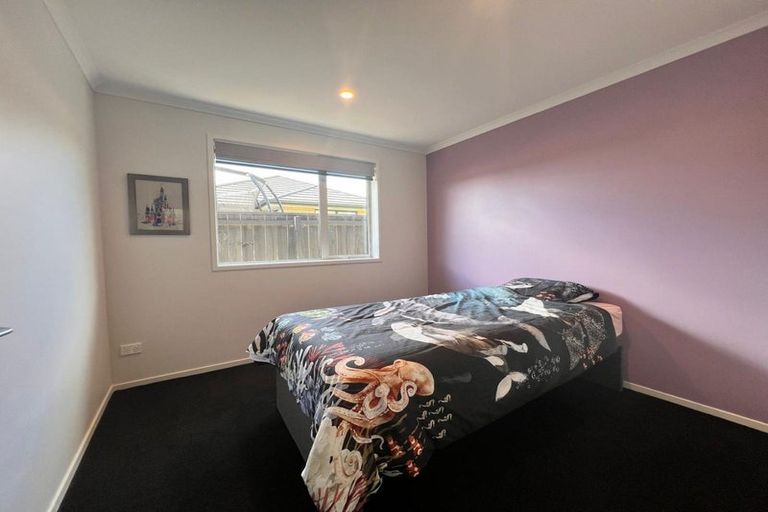 Photo of property in 8 Harriet Johnston Drive, Pokeno, 2402