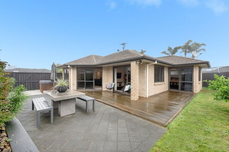 Photo of property in 34 Aranui Drive, Papamoa Beach, Papamoa, 3118