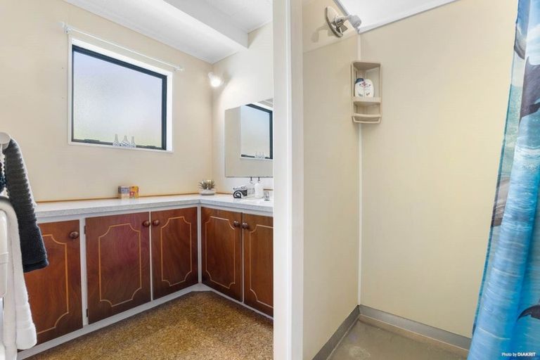 Photo of property in 4 Merehai Place, Snells Beach, 0920