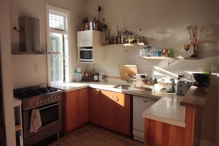 Photo of property in 30 Cecil Road, Wadestown, Wellington, 6012