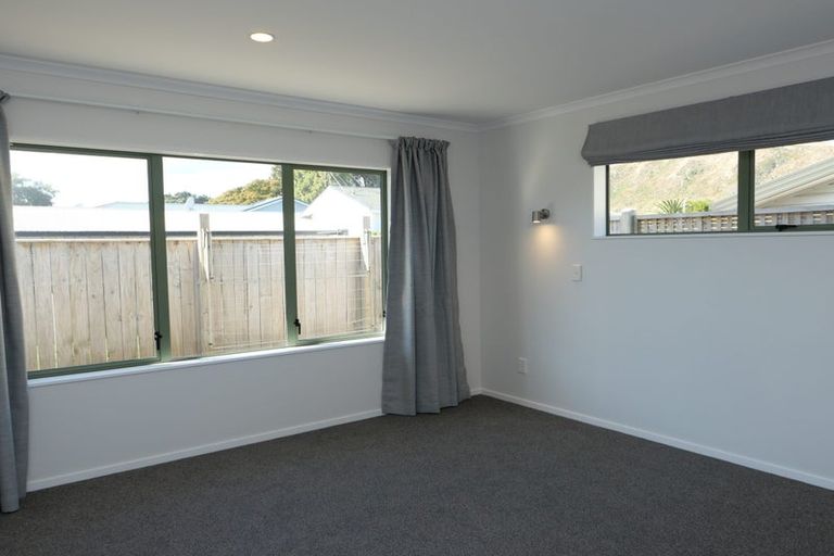 Photo of property in 4/61 Amohia Street, Paraparaumu, 5032