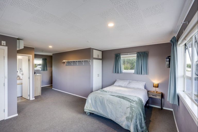 Photo of property in 14 Veronica Avenue, Marewa, Napier, 4110