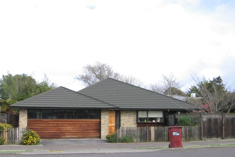 Photo of property in 4 Marne Street, Hokowhitu, Palmerston North, 4410