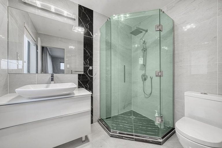 Photo of property in 8 Moville Drive, Flat Bush, Auckland, 2019