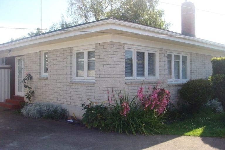 Photo of property in 1/213 Saint George Street, Papatoetoe, Auckland, 2025