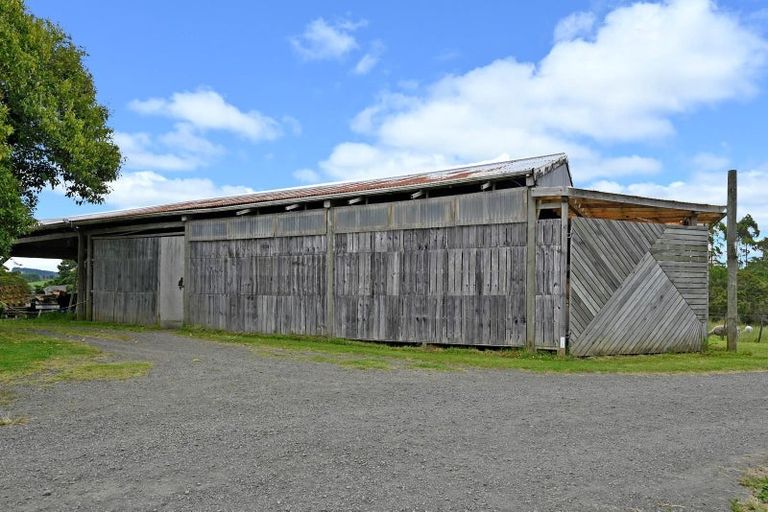 Photo of property in 867 Kahikatea Flat Road, Waitoki, Kaukapakapa, 0871