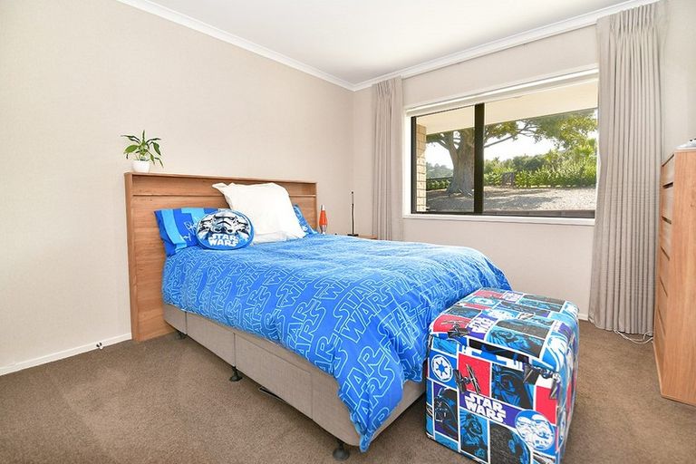 Photo of property in 11 Moses Road, Kaukapakapa, 0873