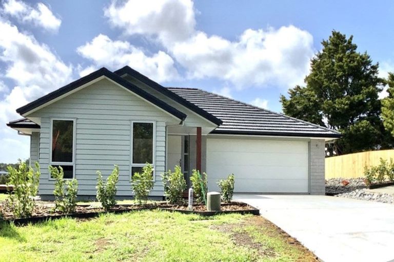 Photo of property in 23 Amsharlo Drive, Kerikeri, 0230