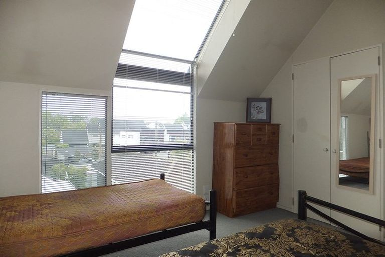 Photo of property in 4/69 Carlton Mill Road, Merivale, Christchurch, 8014