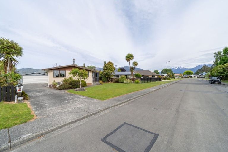 Photo of property in 35 Henry Street, Te Anau, 9600