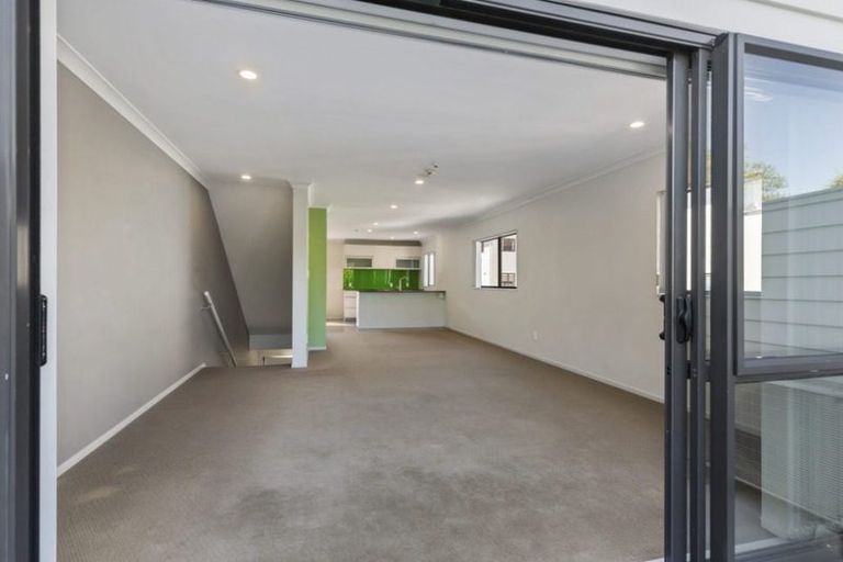 Photo of property in 11/46 Carlos Drive, Flat Bush, Auckland, 2016