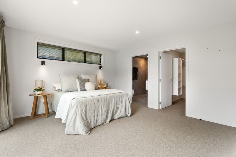 Photo of property in 16 Carrick Place, Mosgiel, 9024