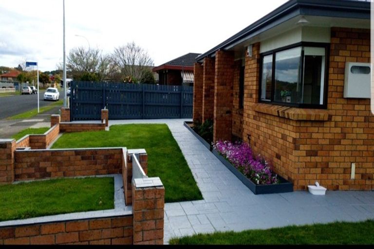 Photo of property in 8 Jasmine Avenue, Dinsdale, Hamilton, 3204