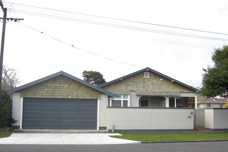 Photo of property in 6 George Street, Lower Vogeltown, New Plymouth, 4310