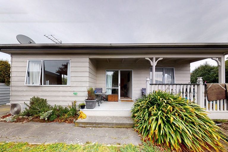 Photo of property in 35 Manchester Street, Tinwald, Ashburton, 7700