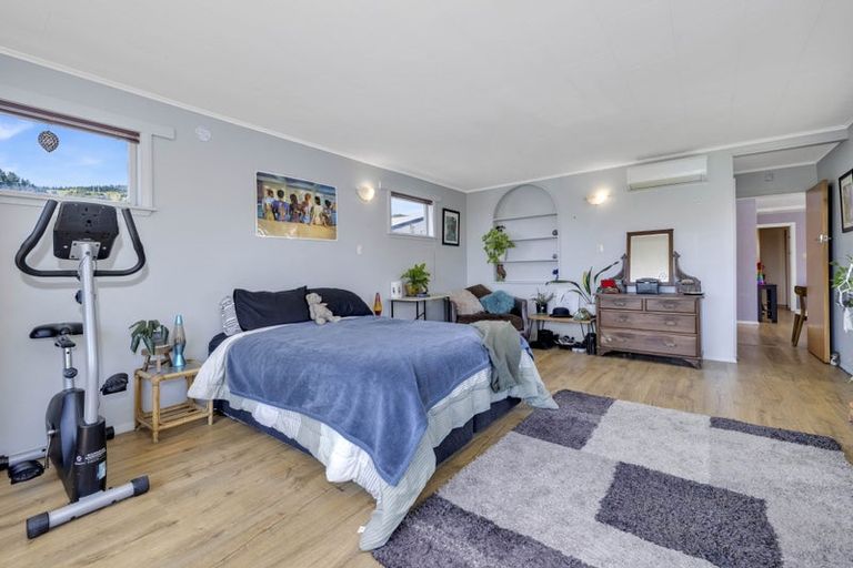 Photo of property in 46 Kaitawa Crescent, Paraparaumu, 5032