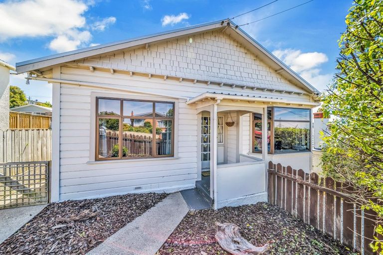 Photo of property in 27 Wills Street, Balaclava, Dunedin, 9011