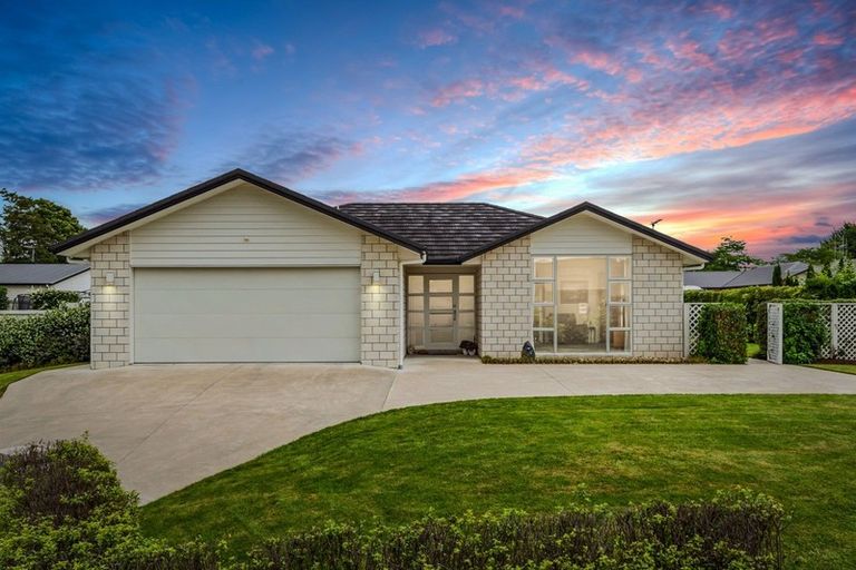 Photo of property in 11 Allendale Place, Morrinsville, 3300