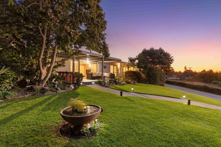 Photo of property in 216 Welcome Bay Road, Welcome Bay, Tauranga, 3112