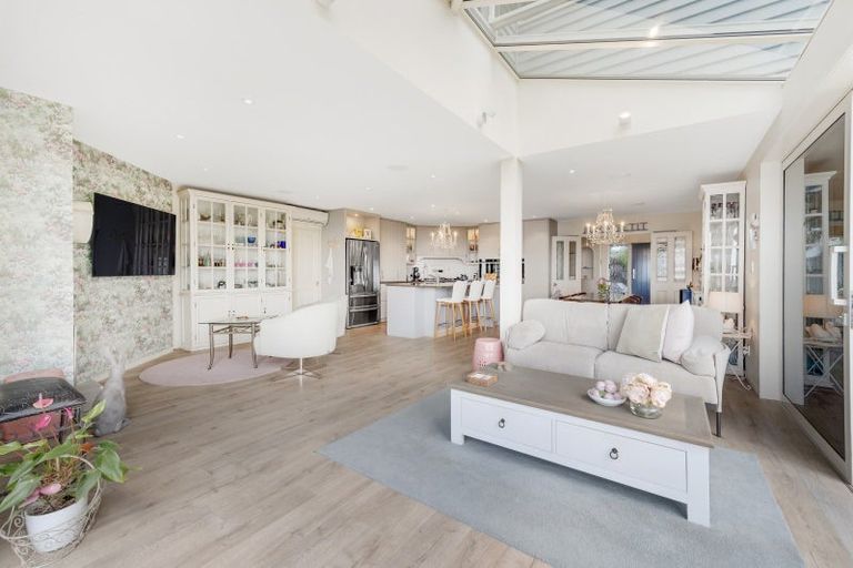 Photo of property in 44a Cook Street, Howick, Auckland, 2014