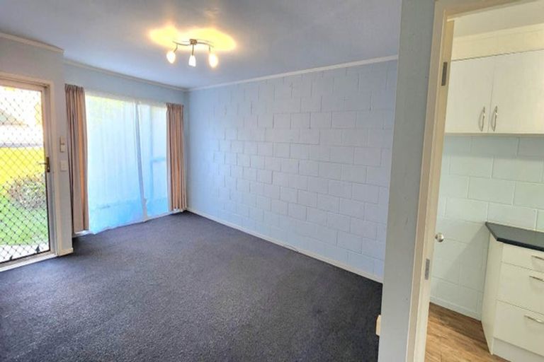 Photo of property in 4/174 Birkdale Road, Birkdale, Auckland, 0626