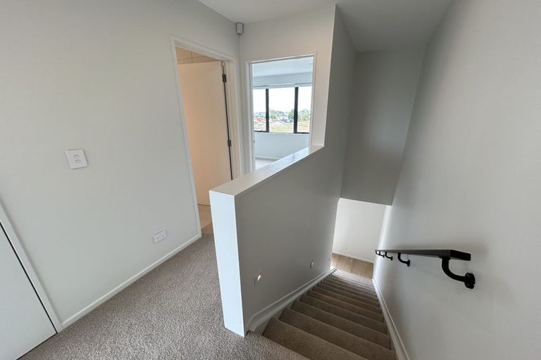 Photo of property in 25 Ngakoro Road, Karaka, Papakura, 2113