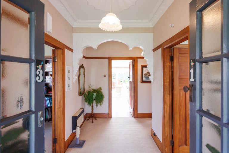 Photo of property in 31 Hereford Street, West End, Palmerston North, 4410