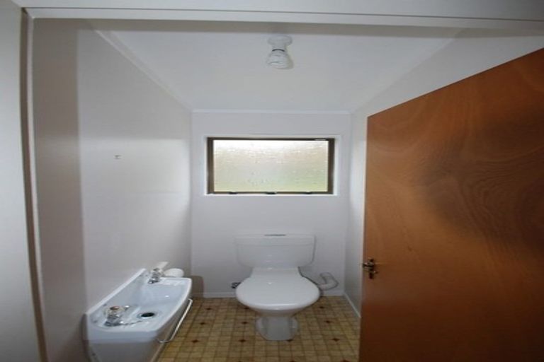 Photo of property in 49a Clifford Road, Johnsonville, Wellington, 6037