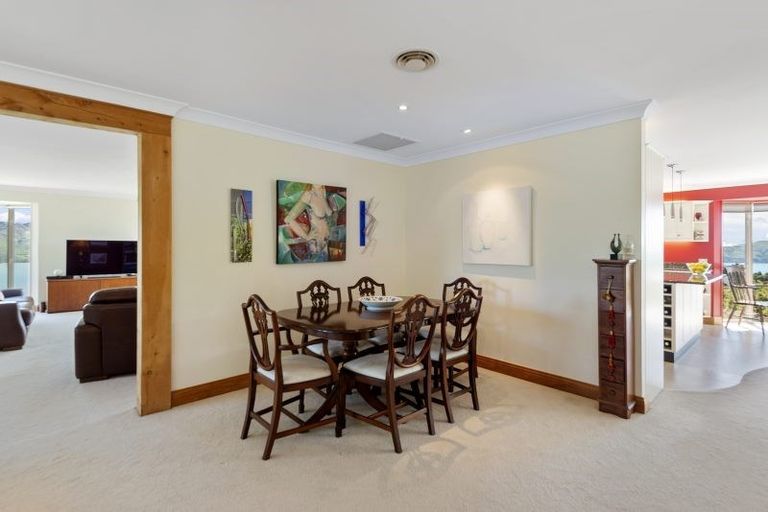 Photo of property in 73 Bayview Road, Charteris Bay, Lyttelton, 8971