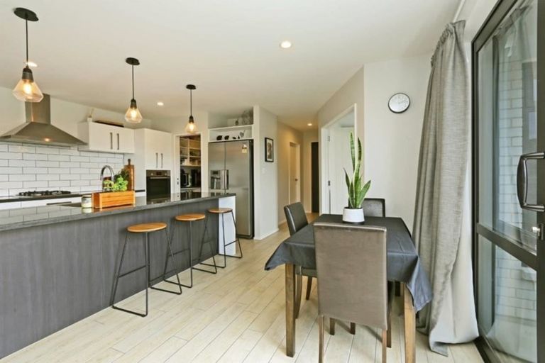 Photo of property in 1 Mckay Close, Frimley, Hastings, 4120