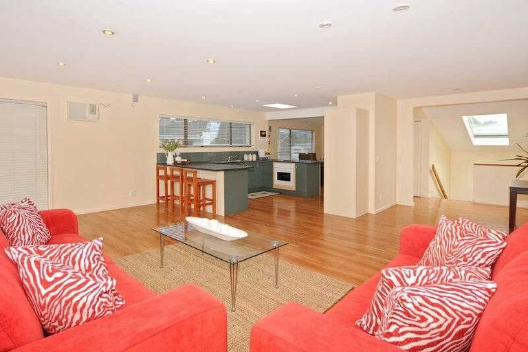 Photo of property in 119 Queens Road, Waikanae Beach, Waikanae, 5036