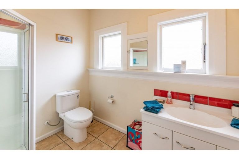 Photo of property in 315 Breezes Road, Aranui, Christchurch, 8061