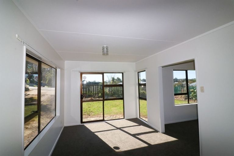 Photo of property in 11 Ruahine Street, Dannevirke, 4930