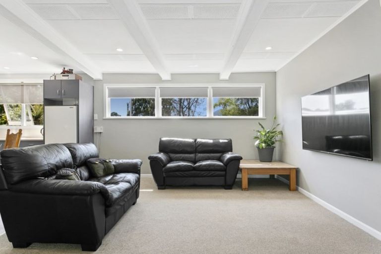 Photo of property in 37 Kotare Street, Hilltop, Taupo, 3330