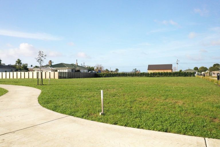 Photo of property in 18 Tiaki Lane, Matakana, 0985